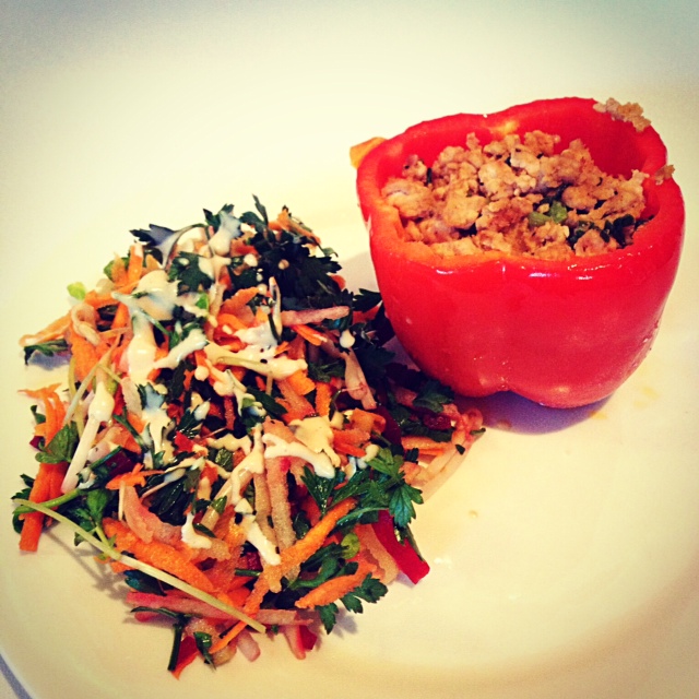 Chicken Stuffed Capsicum with Cleansing Salad